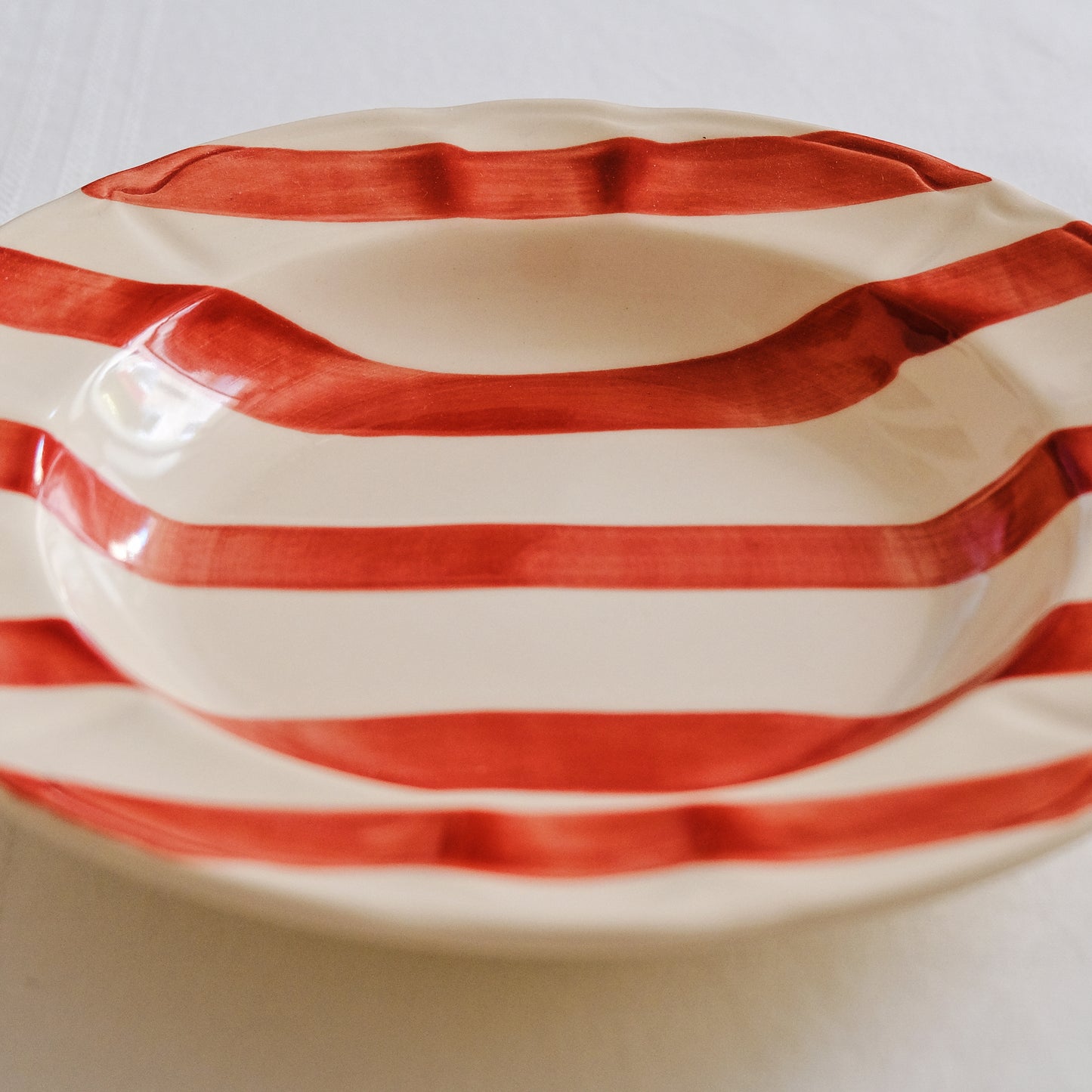 Plato Vermelho Intenso
